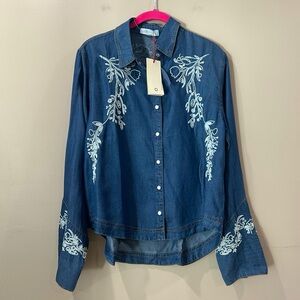 Solitaire Anthropologie Chambray Blue Shirt White Floral Embroidery Womens M